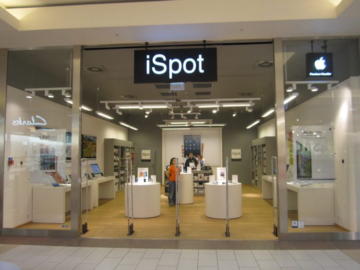 Магазин бытовой техники iSpot в Гдыне