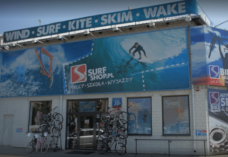 Спортивный магазин Snow Shop в Варшаве