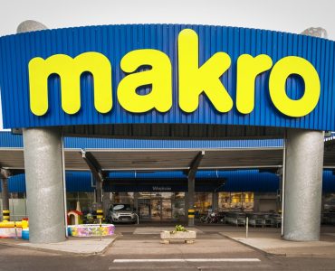 Супермаркет Makro в Варшаве