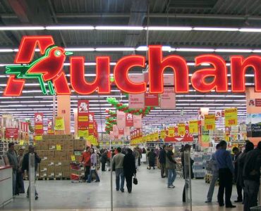 Супермаркет Auchan в Варшаве