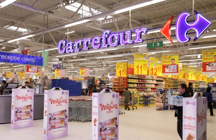 Супермаркет Carrefour в Варшаве